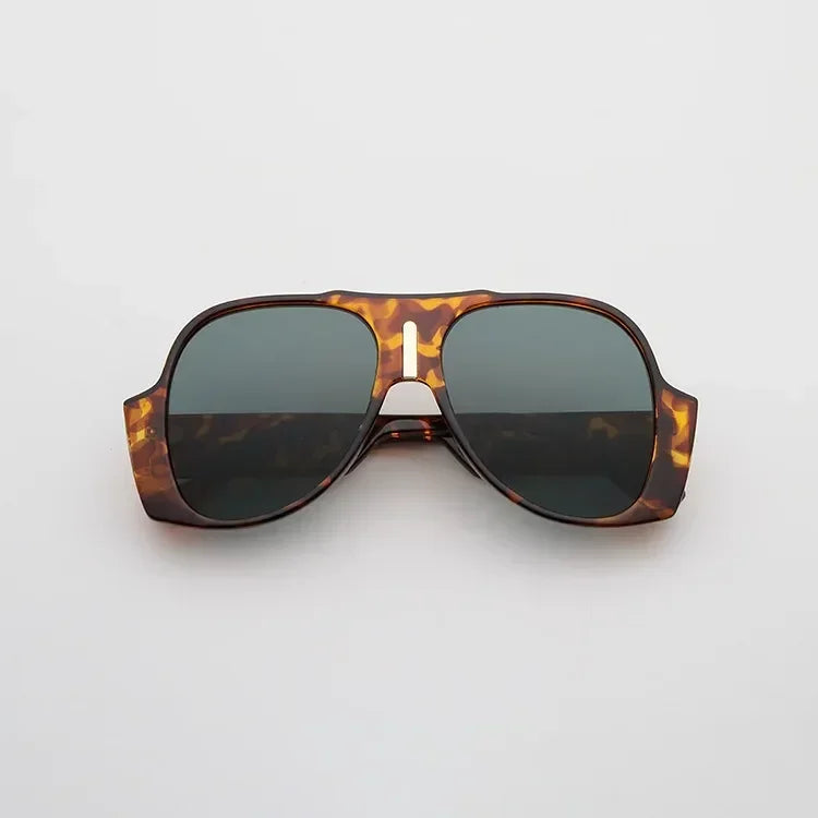 Gradient Oversized Pilot Sunglasses